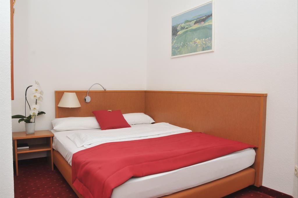 City-Hotel Am Wasserturm Halle Halle  Номер фото