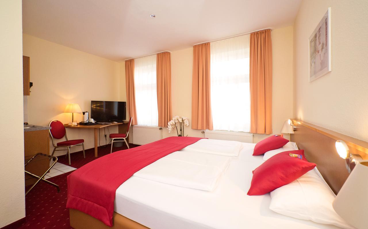 City-Hotel Am Wasserturm Halle Halle  Екстер'єр фото